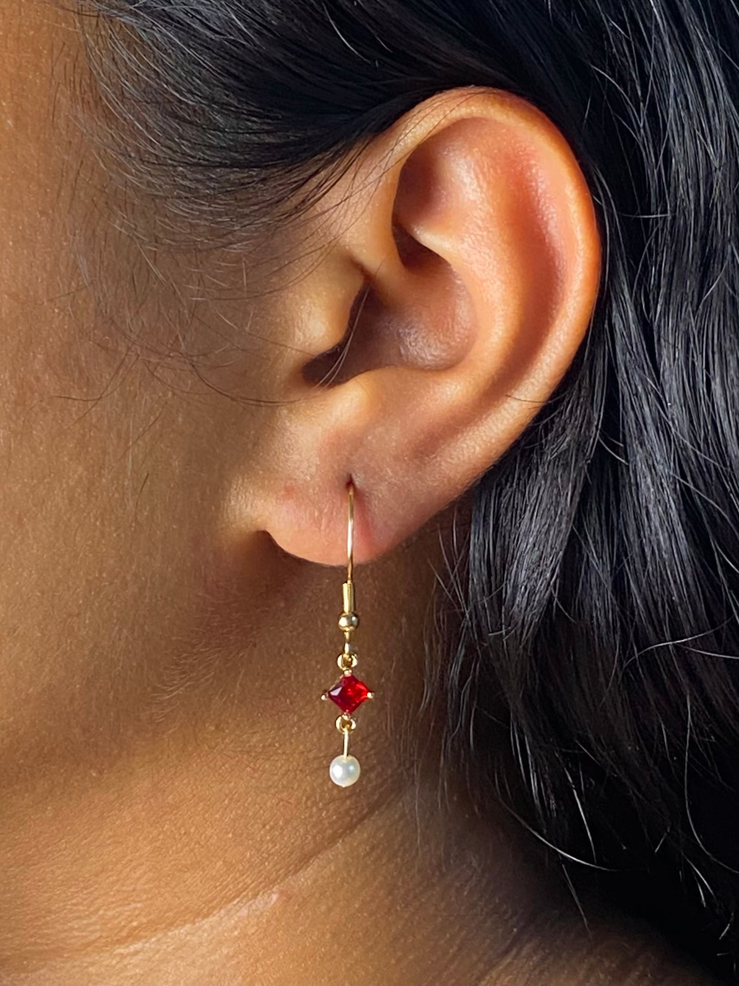 Pearly Delicacy Earrings