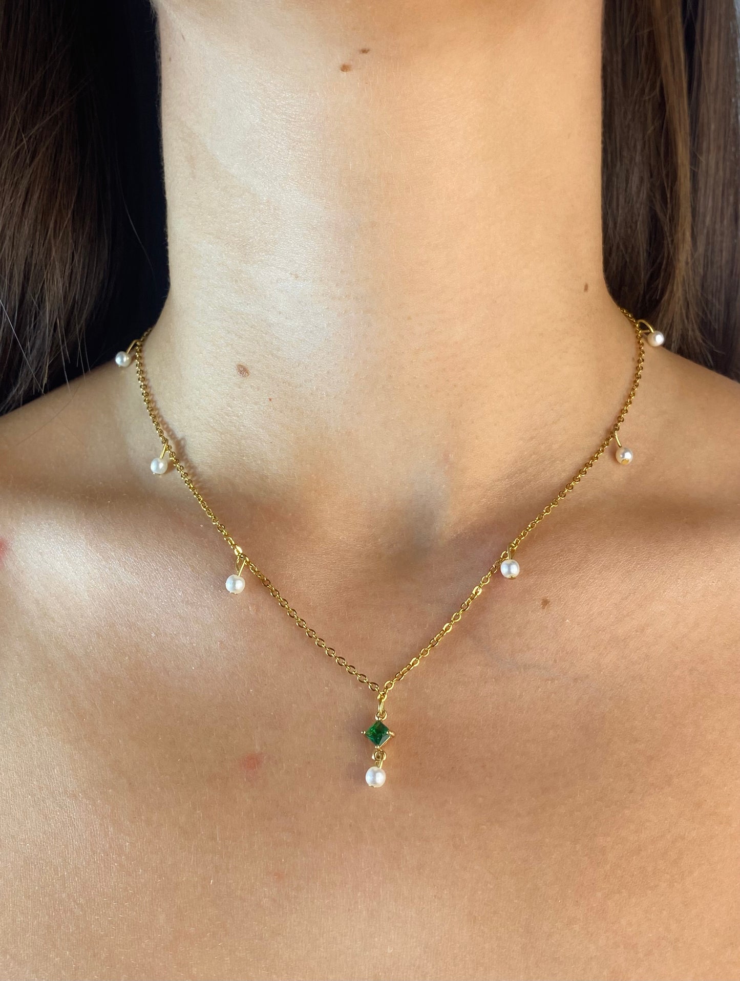 Pearly Sophistication Necklace