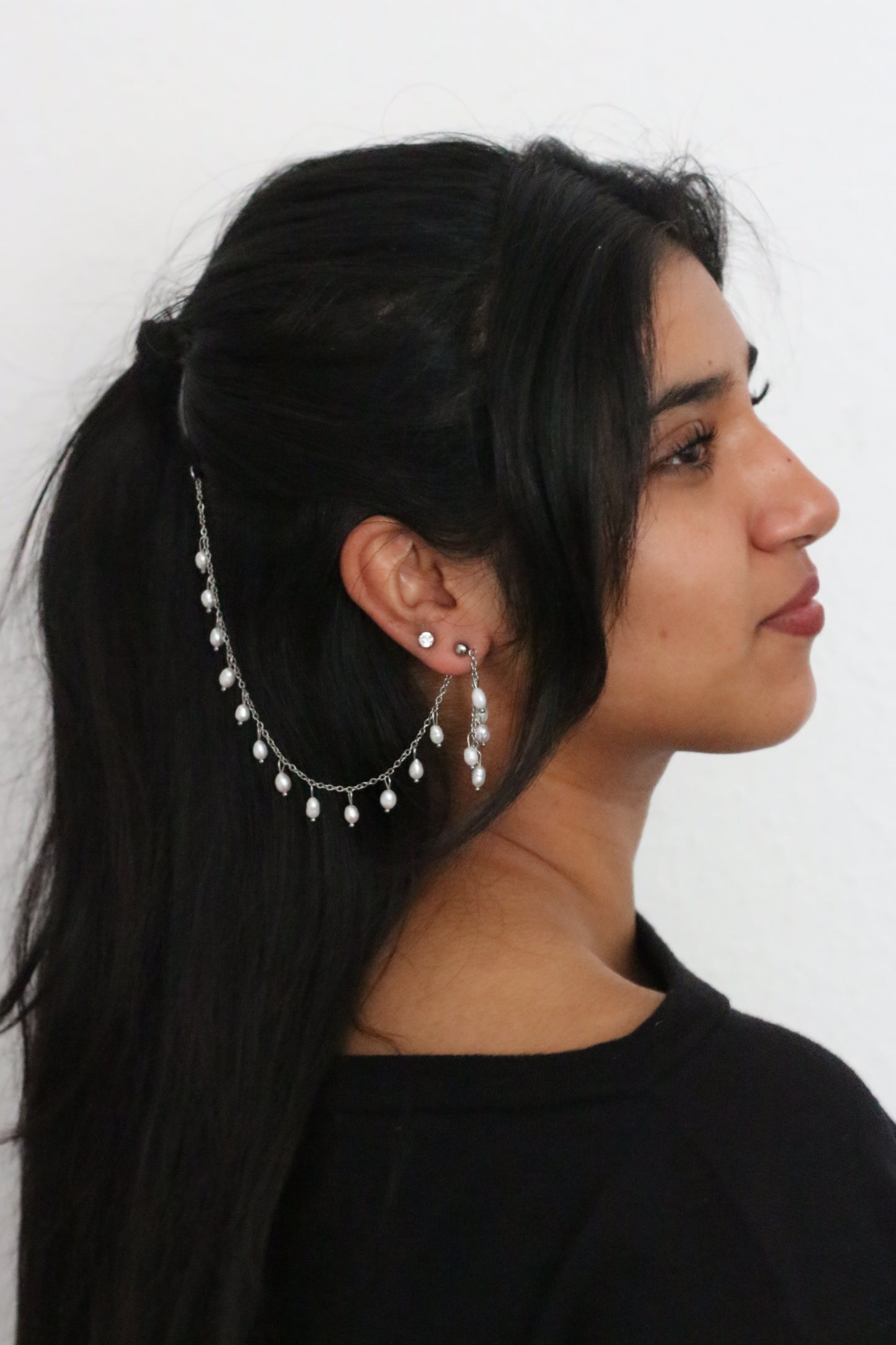 Pearly Saharey Earrings