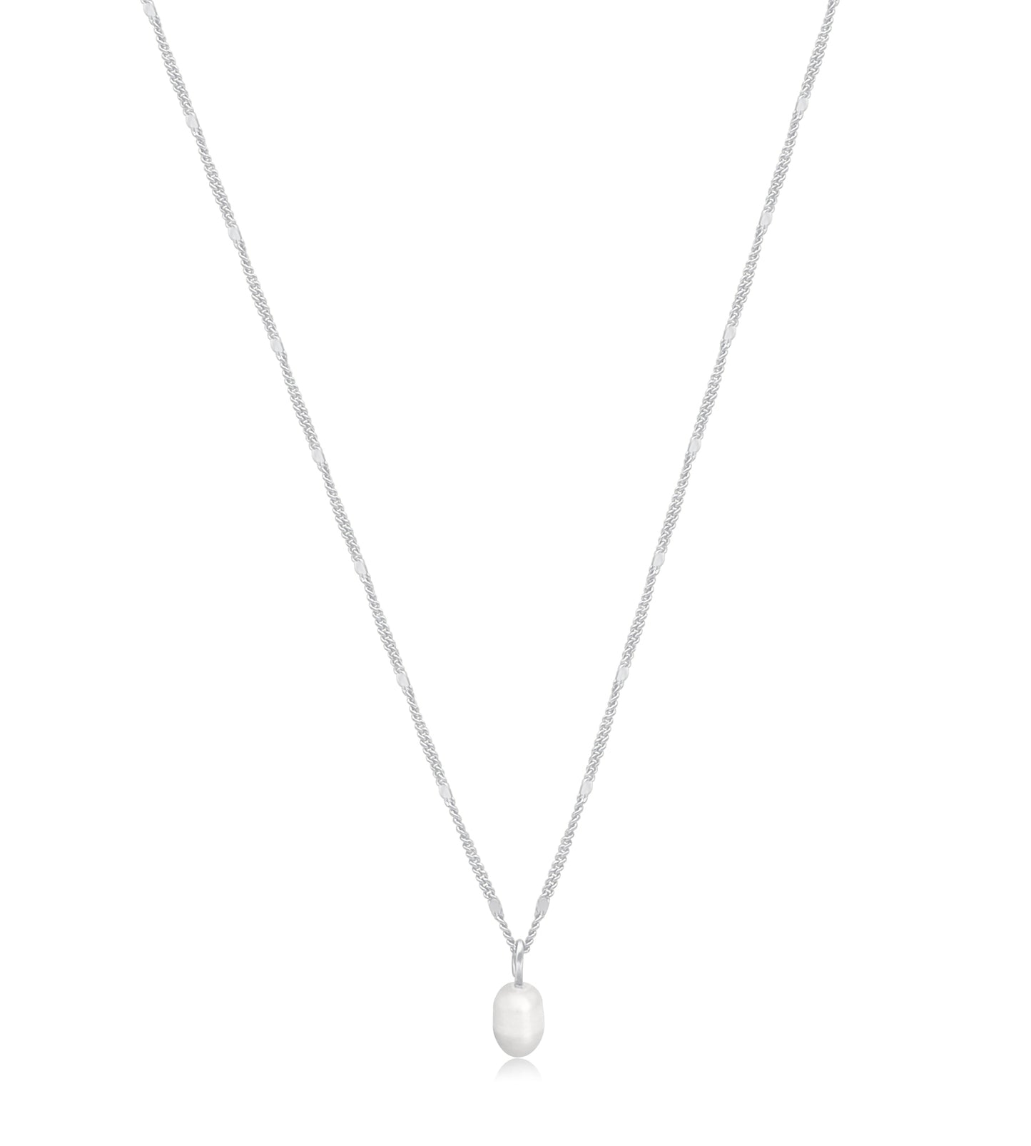 Pearly Simplicity Necklace