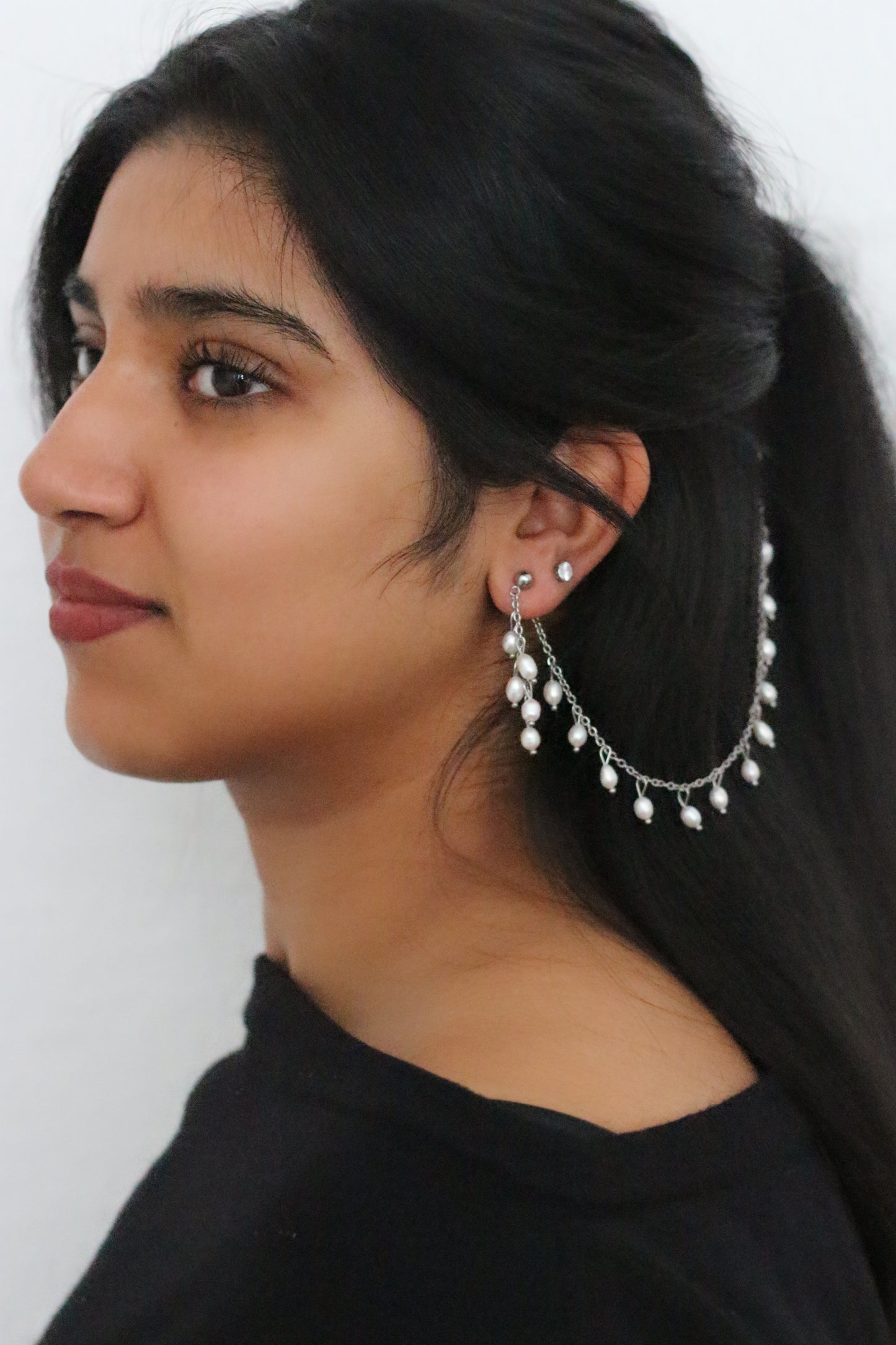 Pearly Saharey Earrings